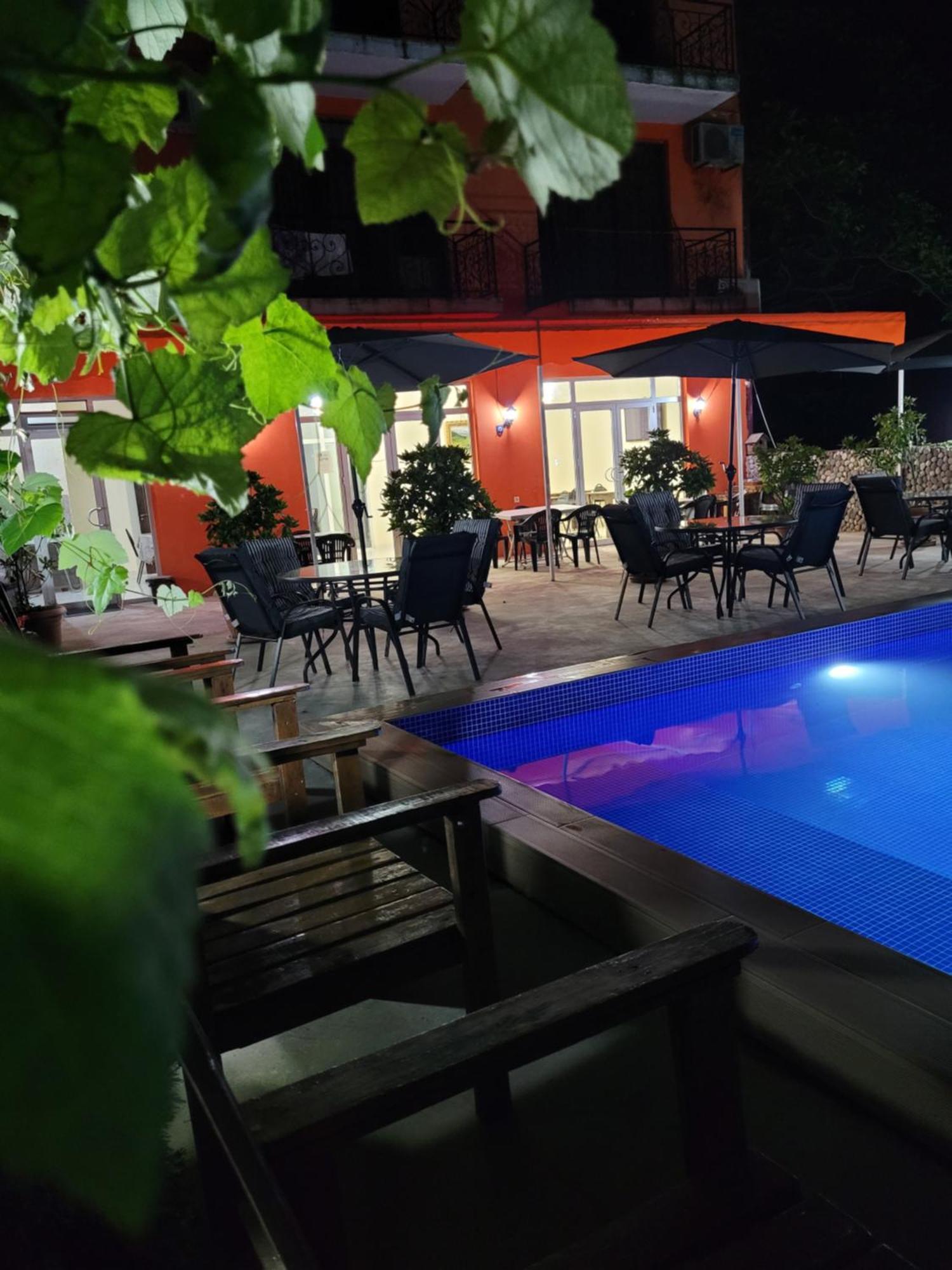 Vizitori Hotel ゴニオ エクステリア 写真